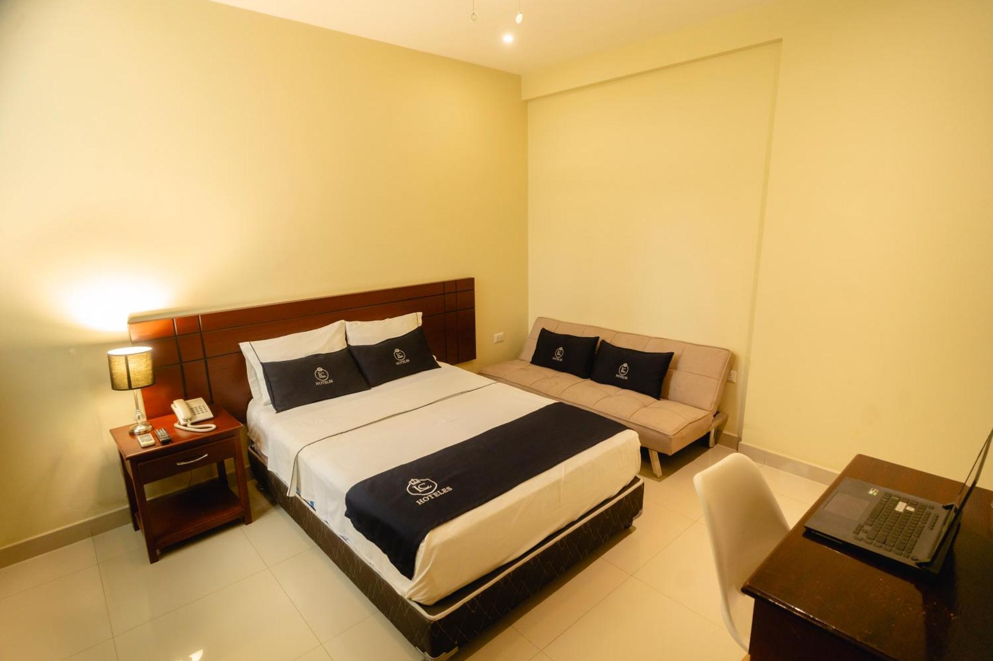 Lc Hoteles 皮乌拉 外观 照片