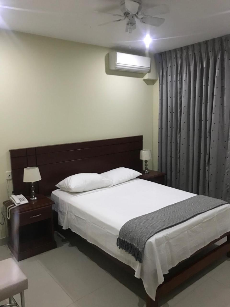 Lc Hoteles 皮乌拉 外观 照片